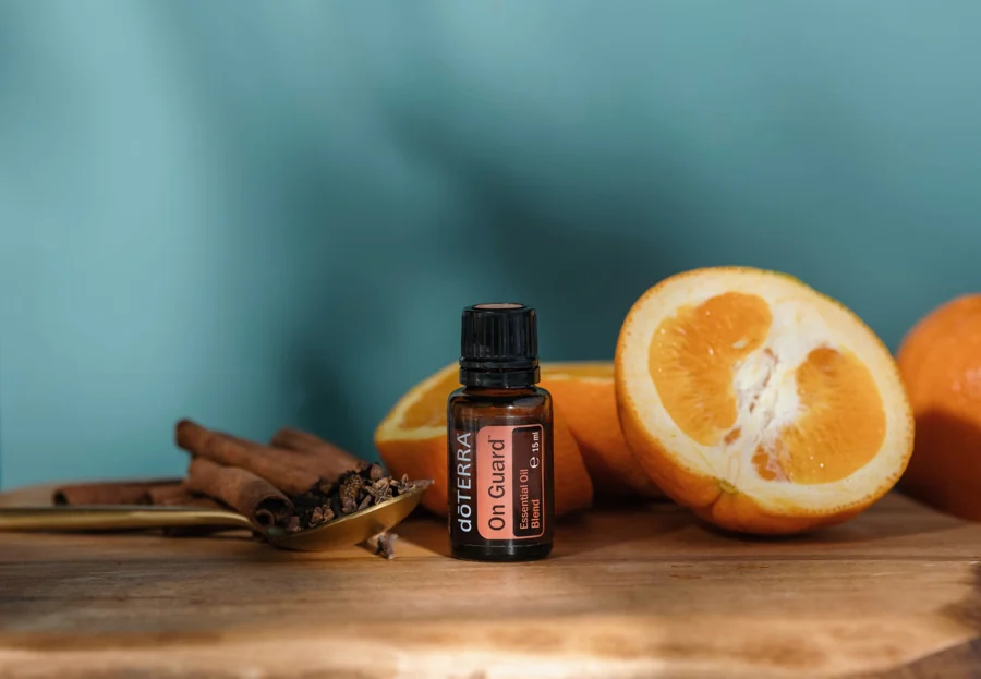 doTERRA On Guard 15 ml ob pomaranči in začimbah